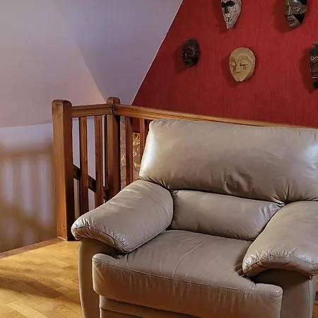 Grand Gite De La Bourrelie Holiday home Plazac