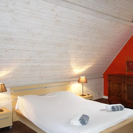 Holiday home Grand Gite De La Bourrelie Plazac